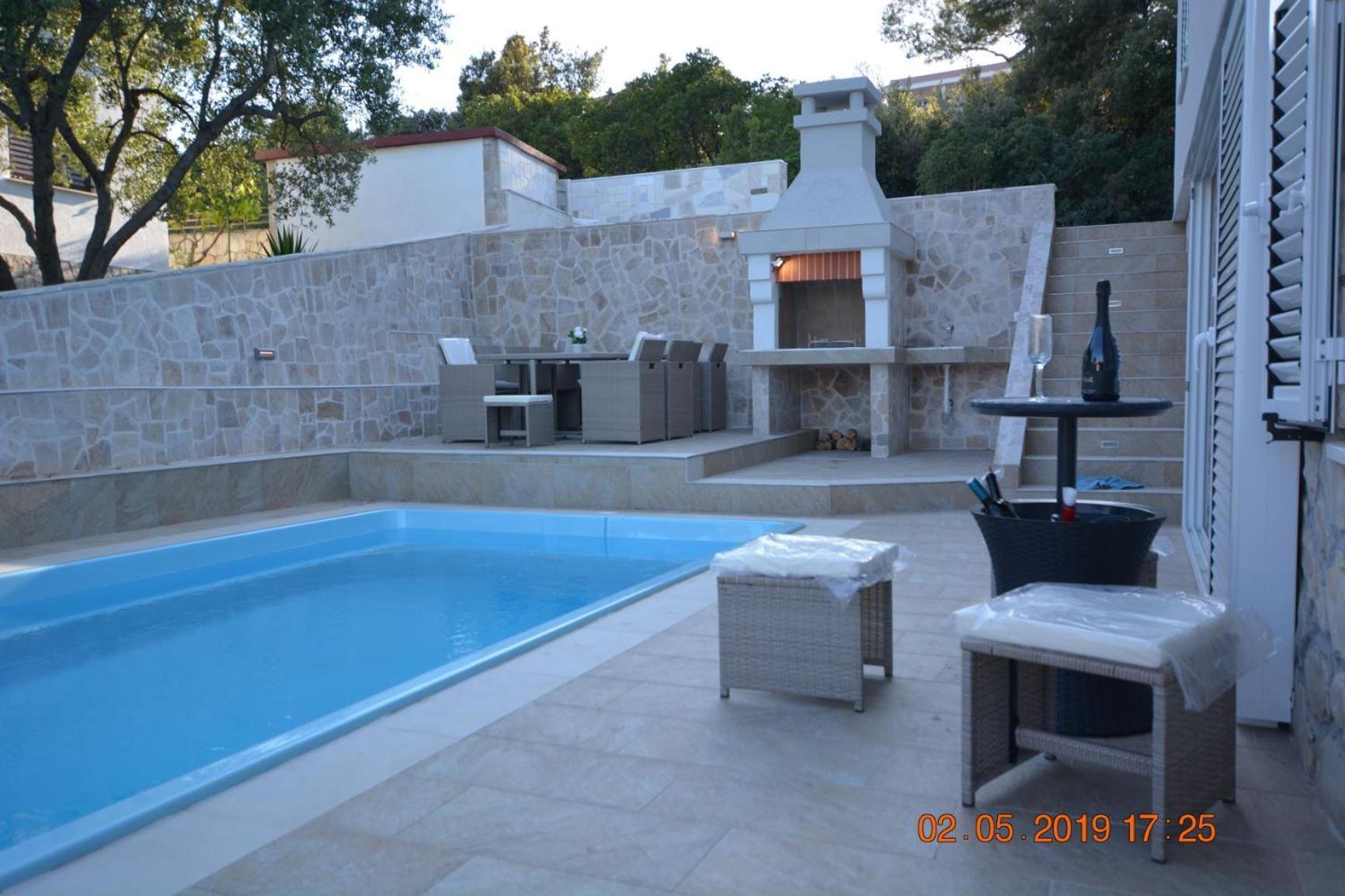 Sealodge - Luxe Villa, Private Pool, Mooring, Parking, Sea & Mountain View, At 150 M From Idyllic Private Beach Rogač Extérieur photo