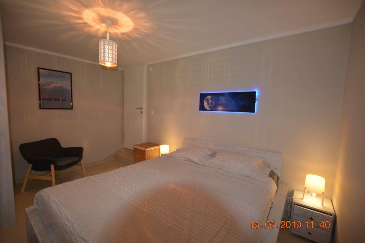 Sealodge - Luxe Villa, Private Pool, Mooring, Parking, Sea & Mountain View, At 150 M From Idyllic Private Beach Rogač Extérieur photo